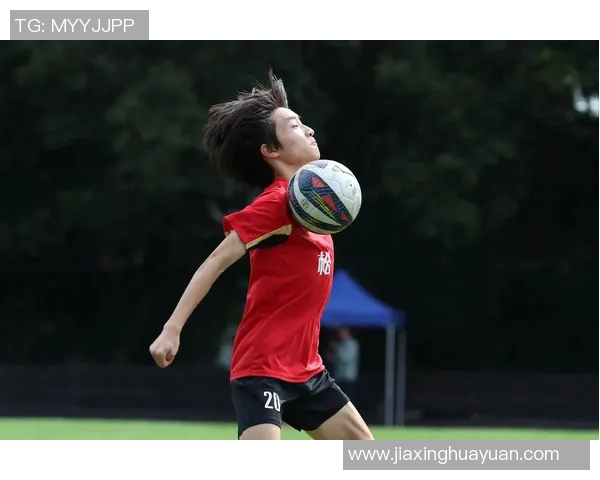 杭州足球队技术实力飞跃创新高引发全国关注与期待 杭州足球队技术实力飞跃创新高引发全国关注与期待