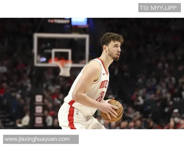 火箭与爵士季后赛激战正酣直播盛况回顾与精彩瞬间分析 火箭与爵士季后赛激战正酣直播盛况回顾与精彩瞬间分析