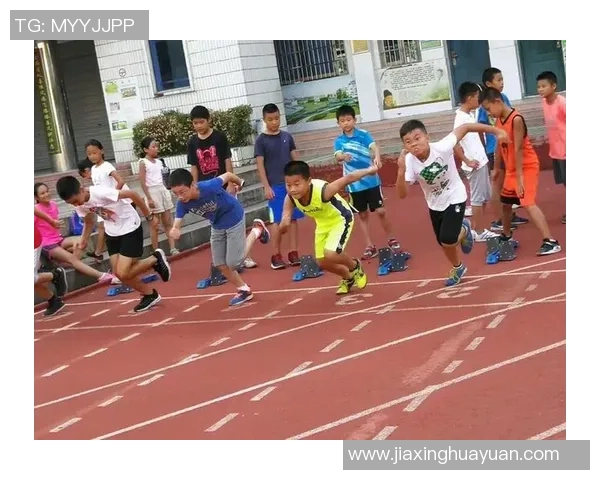 陈芳专访：从绿茵场到人生舞台的足球旅程回顾与展望
