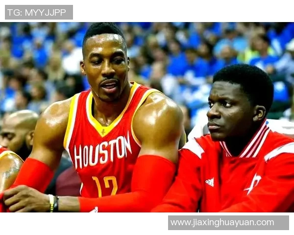 克林特卡佩拉：从NBA新星到球队核心的成长之路与挑战