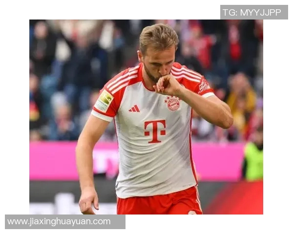 凯恩的传奇之路：从天才少年到足球巨星的成长历程与辉煌成就