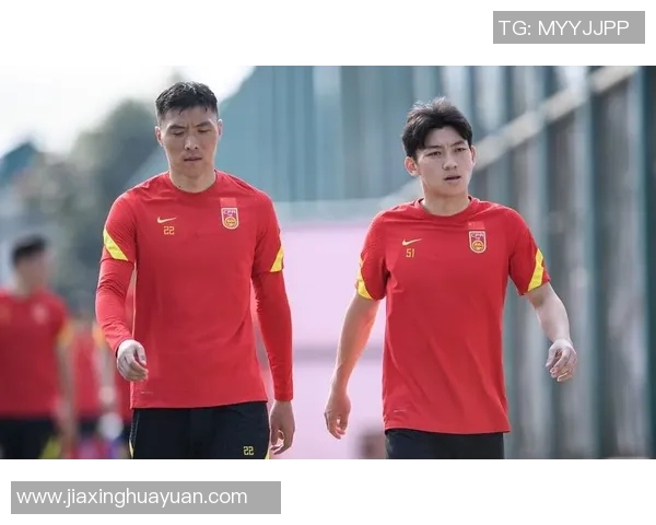 小罗挑战中国队的精彩对决引发球迷热议与期待