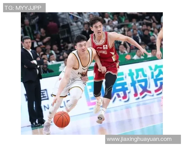 浙江稠州银行与深圳队激战正酣争夺篮球赛季荣耀与胜利